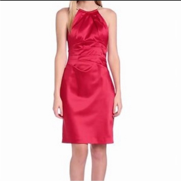 Eliza J Dresses & Skirts - Eliza J red cocktail dress w/gold chain halter